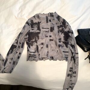 SHEIN Lettuce Trim Newspaper Print Mesh Top